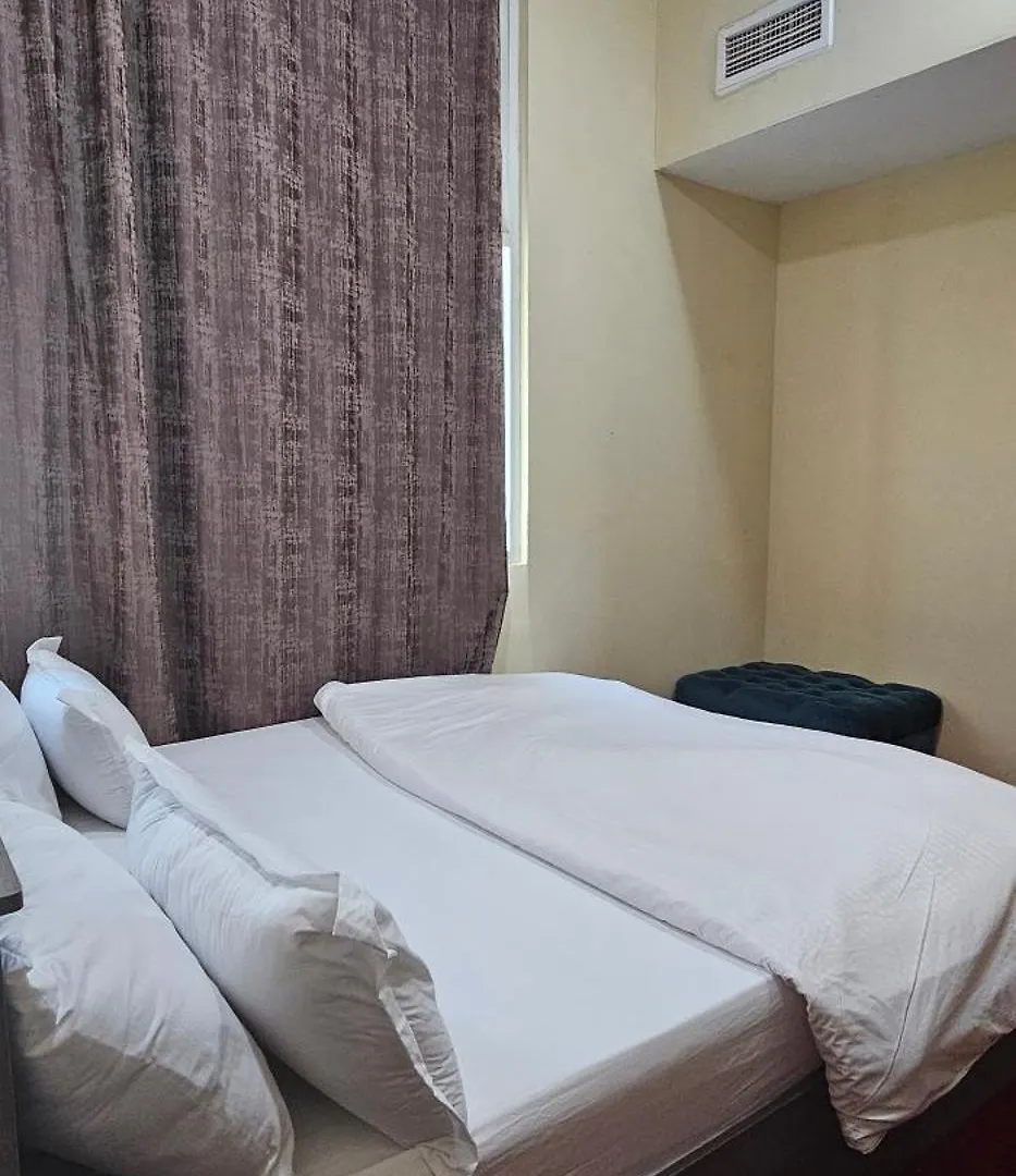 Benitah Partitions And Family Room دبي 0*,