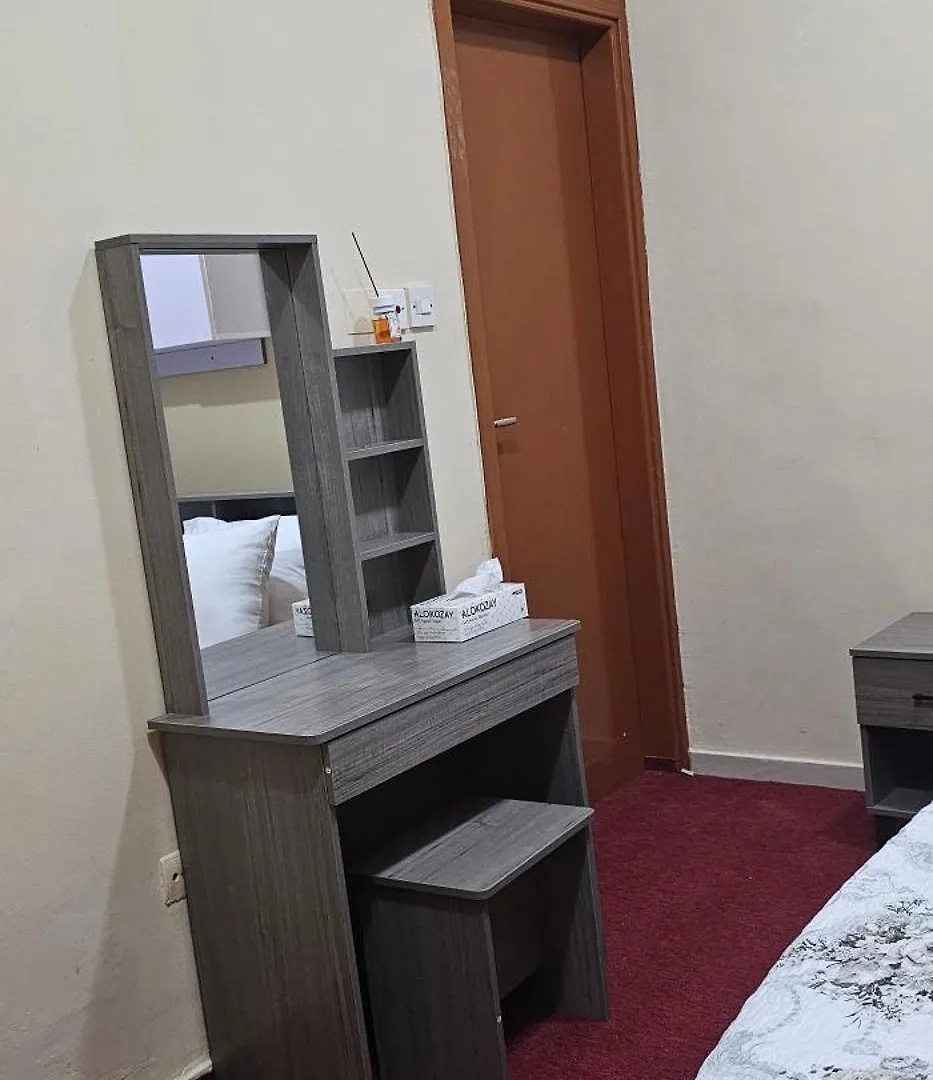 Benitah Partitions And Family Room دبي 0*,