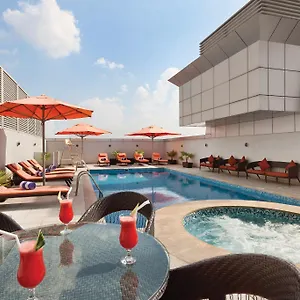 מלון Ramada By Wyndham Deira, דובאי