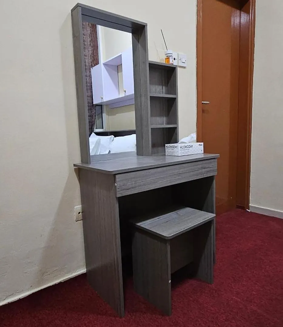 Homestay Benitah Partitions And Family Room Dubai United Arab Emirates